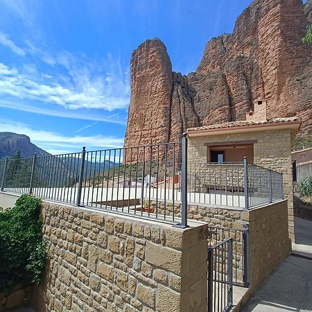 Estudio Cinco Personas Riglos Luaran gambar